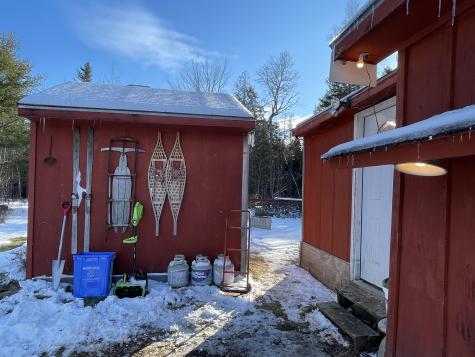 35 Fennellyville Road Lamoine ME 04605