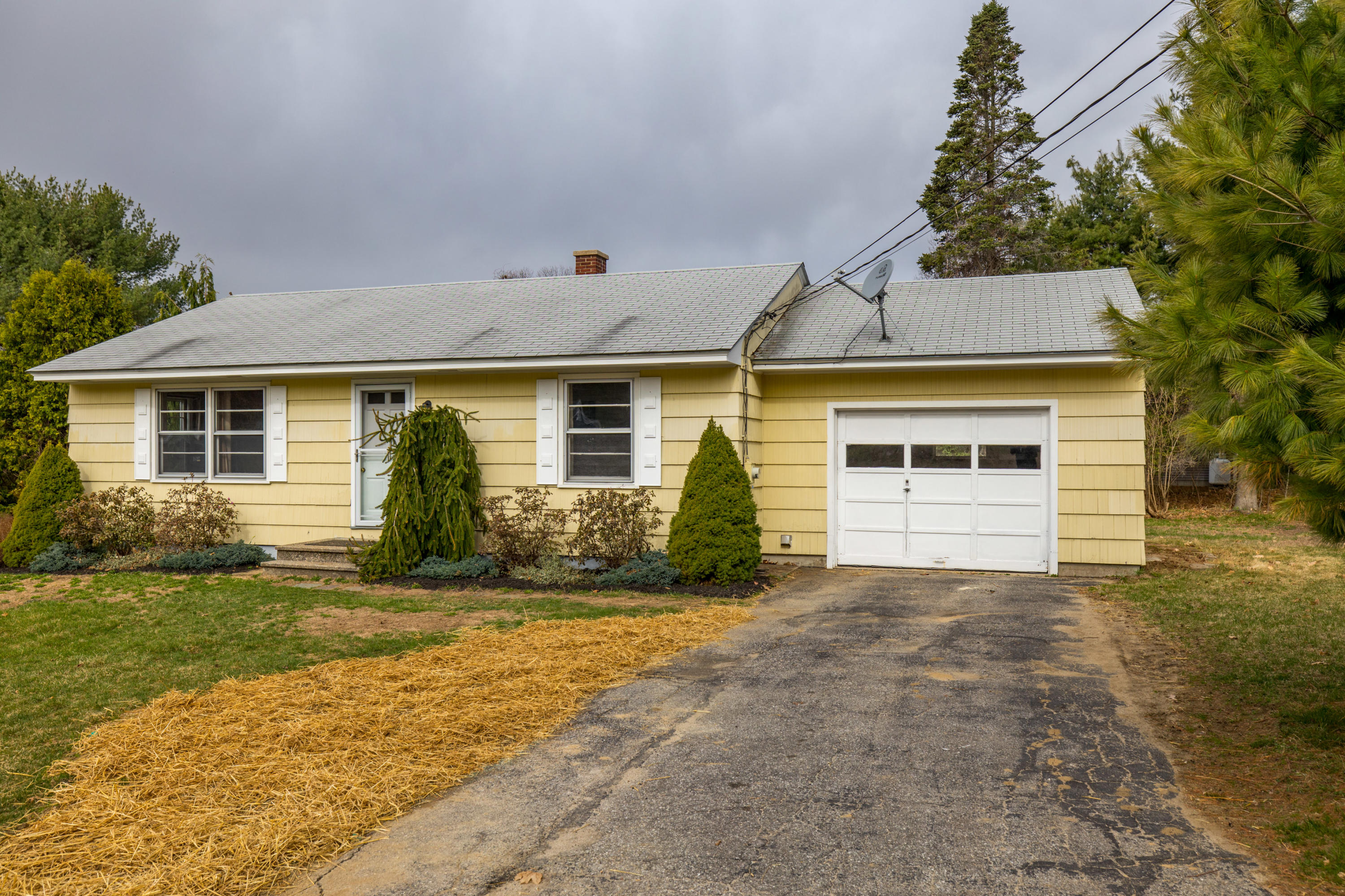 21 Sherman Avenue Auburn ME 04210