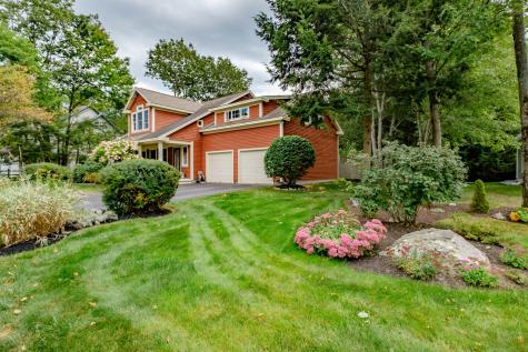 13 Cornerstone Drive Falmouth ME 04105