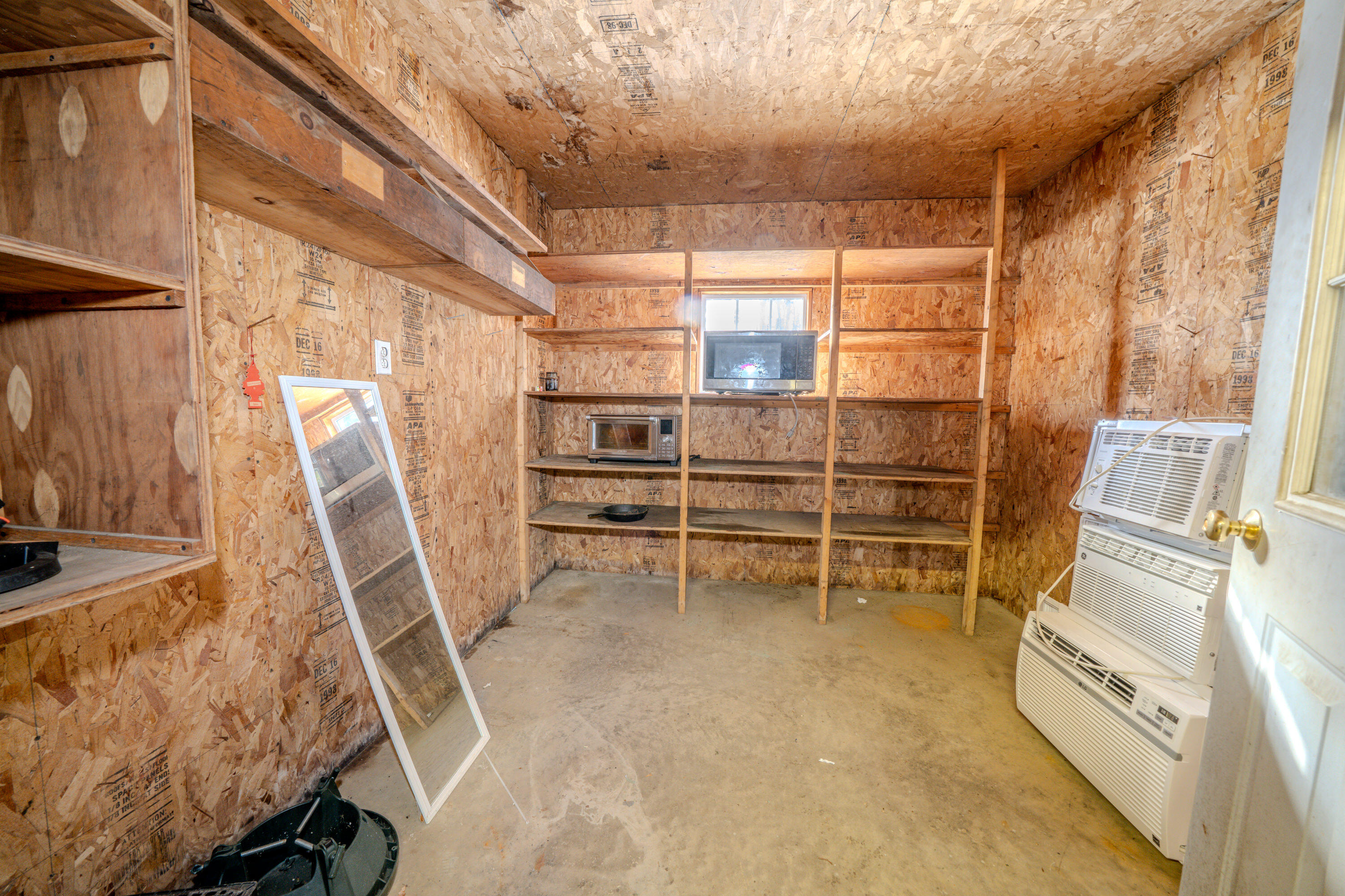 182 Turkey Path Bucksport ME 04416