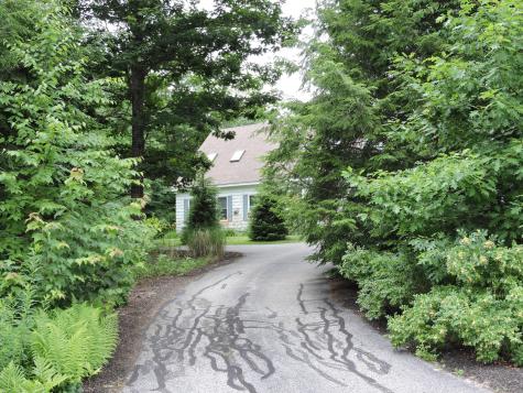 25 Busque Boulevard Standish ME 04084