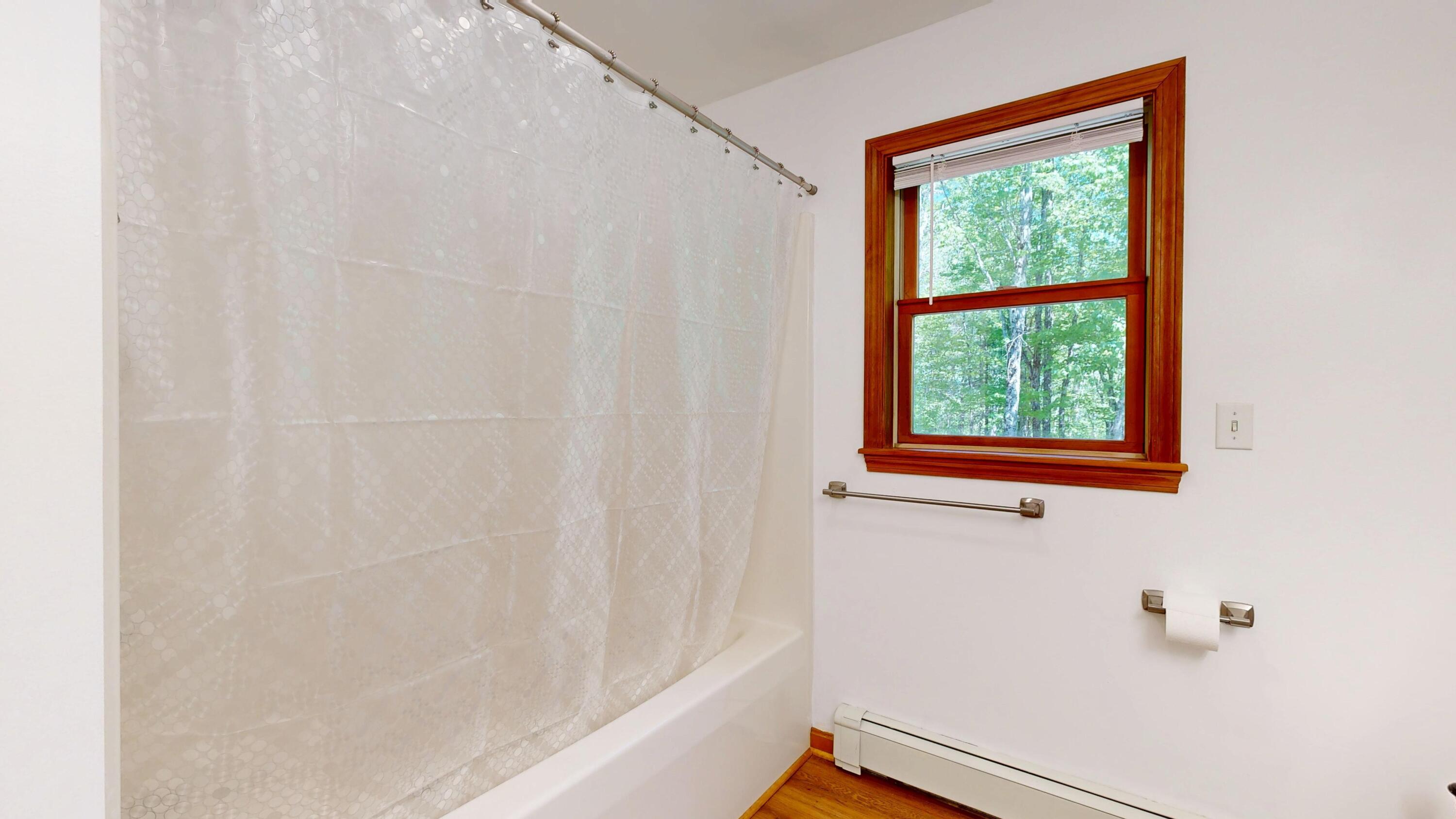 671 Meadow Road Topsham ME 04086