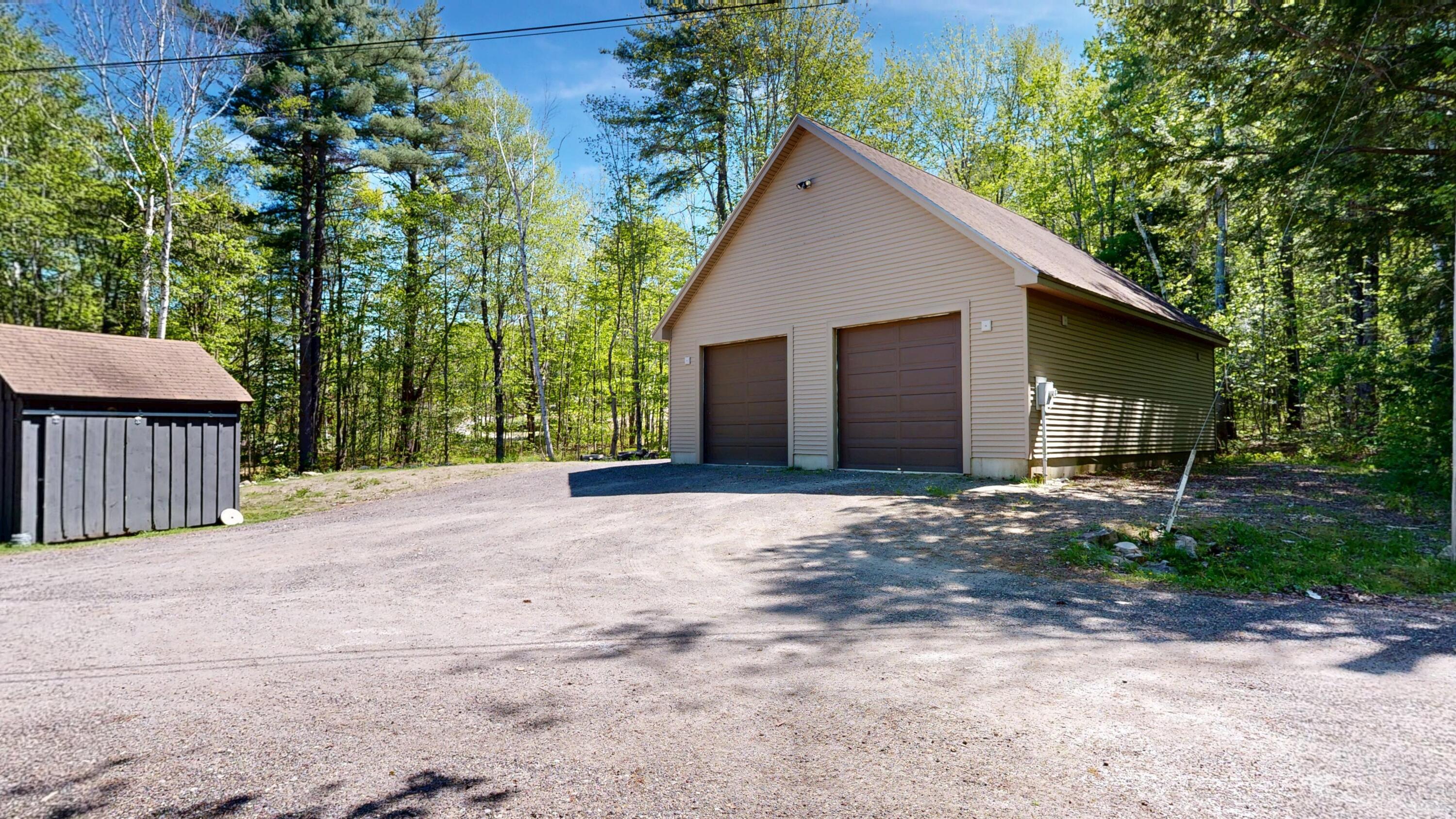 671 Meadow Road Topsham ME 04086
