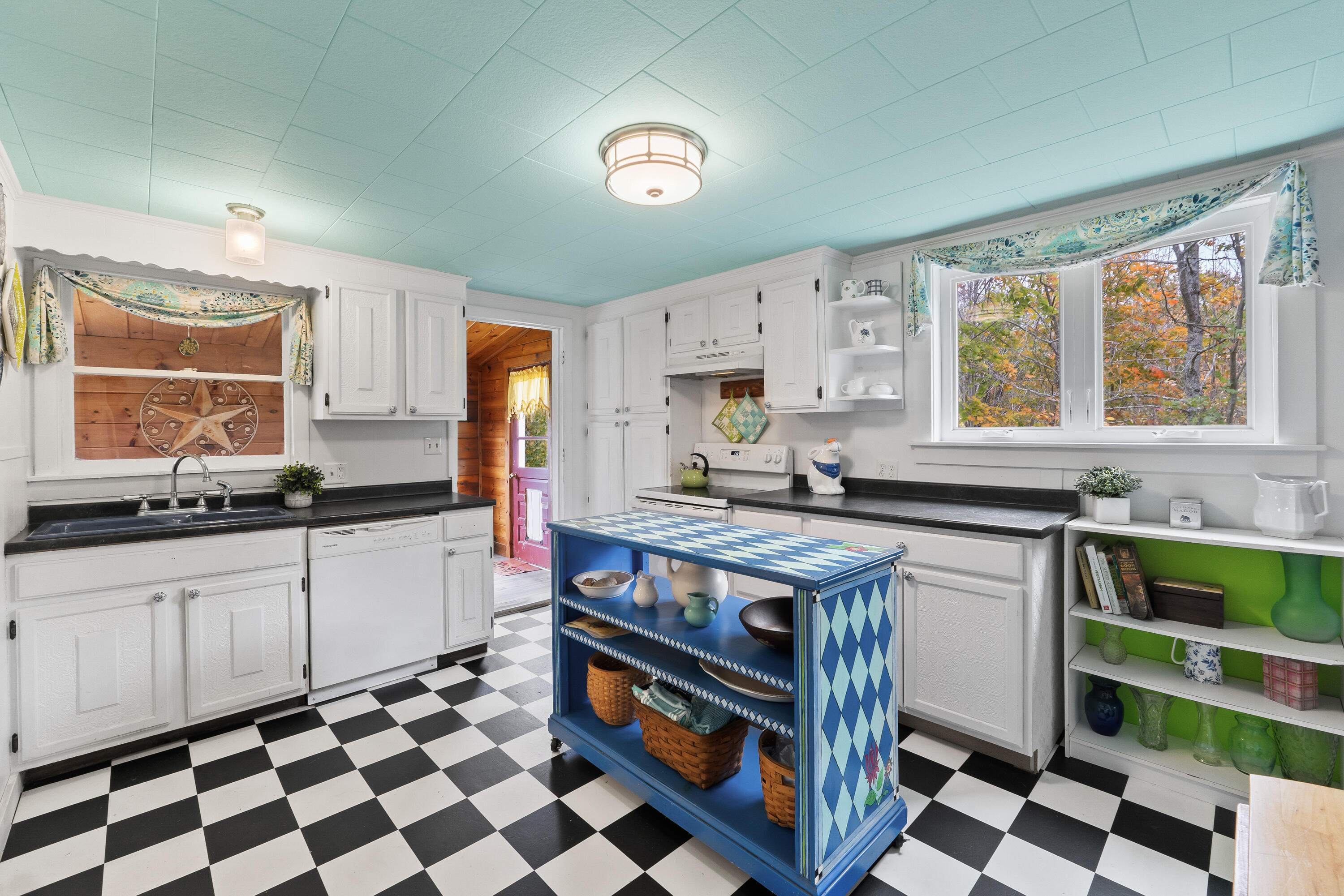 593 N Newcastle Road Newcastle ME 04553