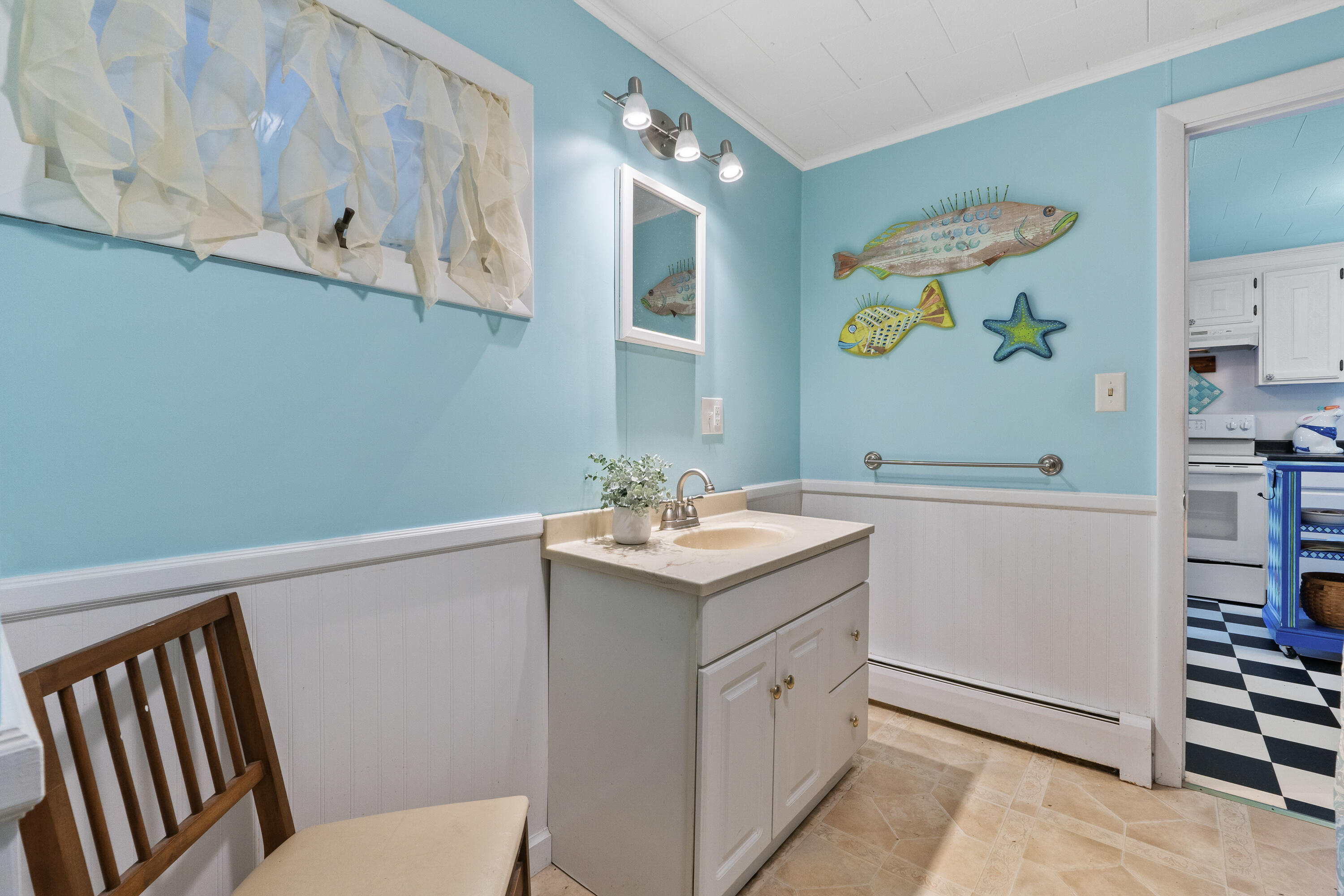 593 N Newcastle Road Newcastle ME 04553