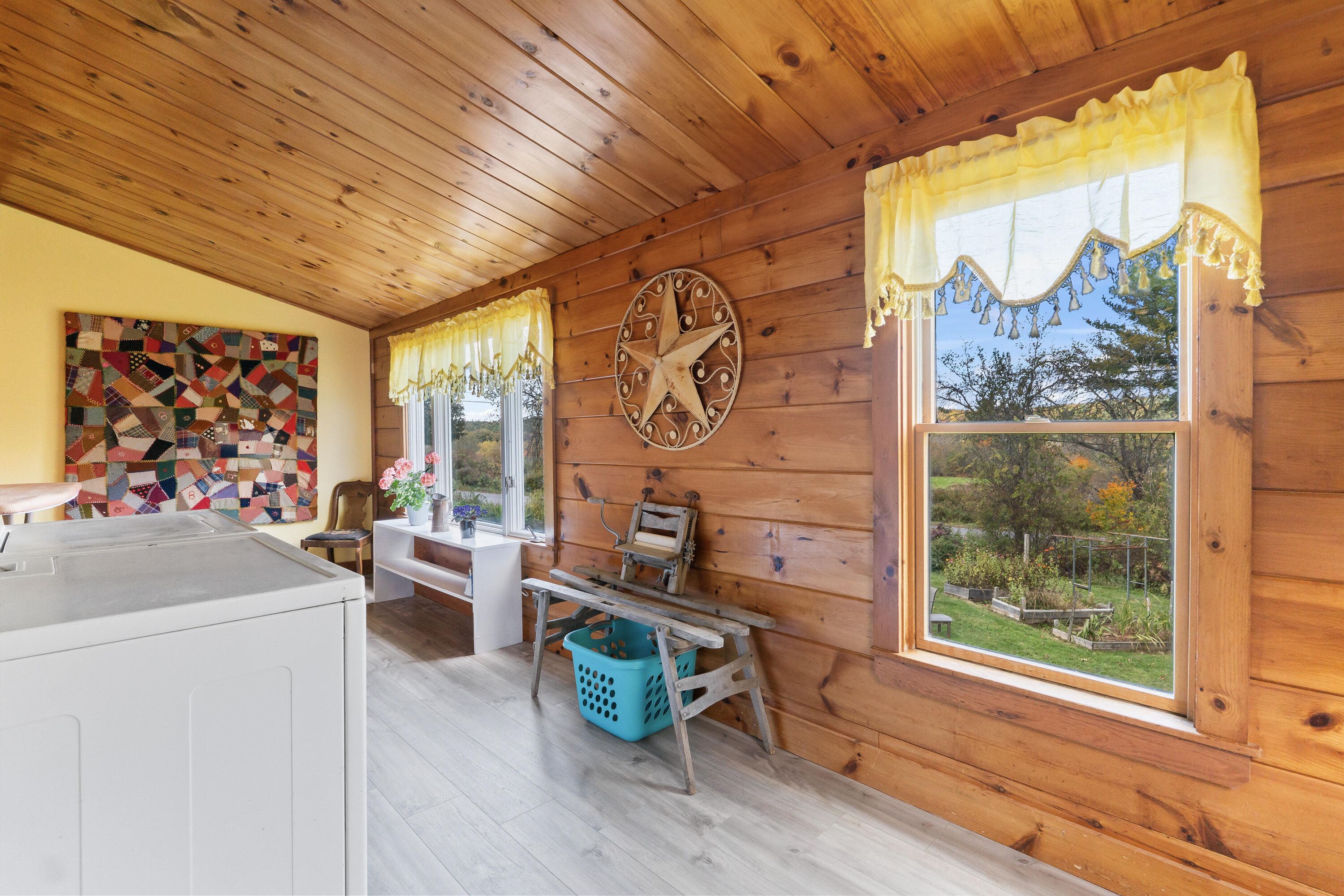 593 N Newcastle Road Newcastle ME 04553