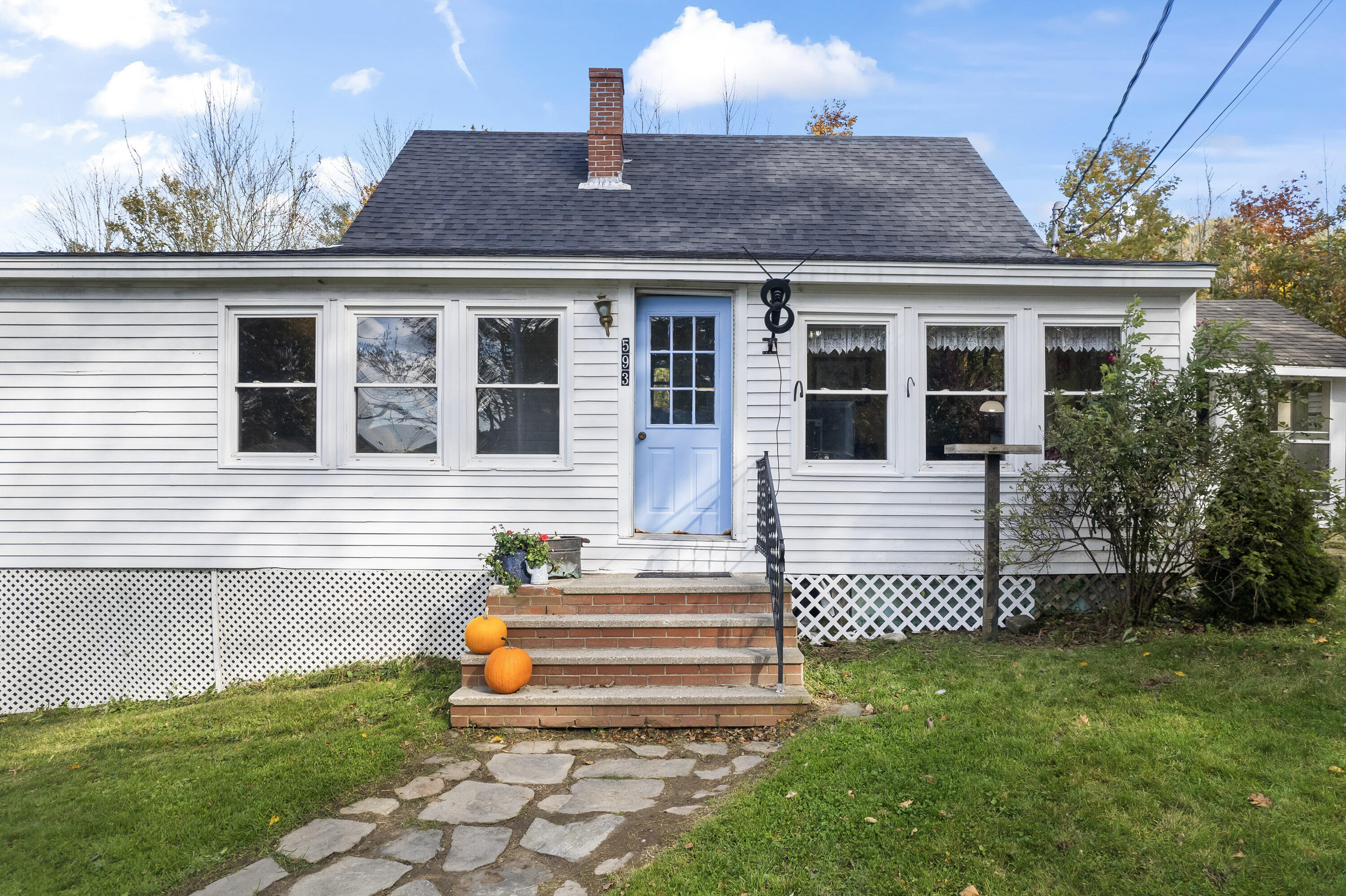 593 N Newcastle Road Newcastle ME 04553