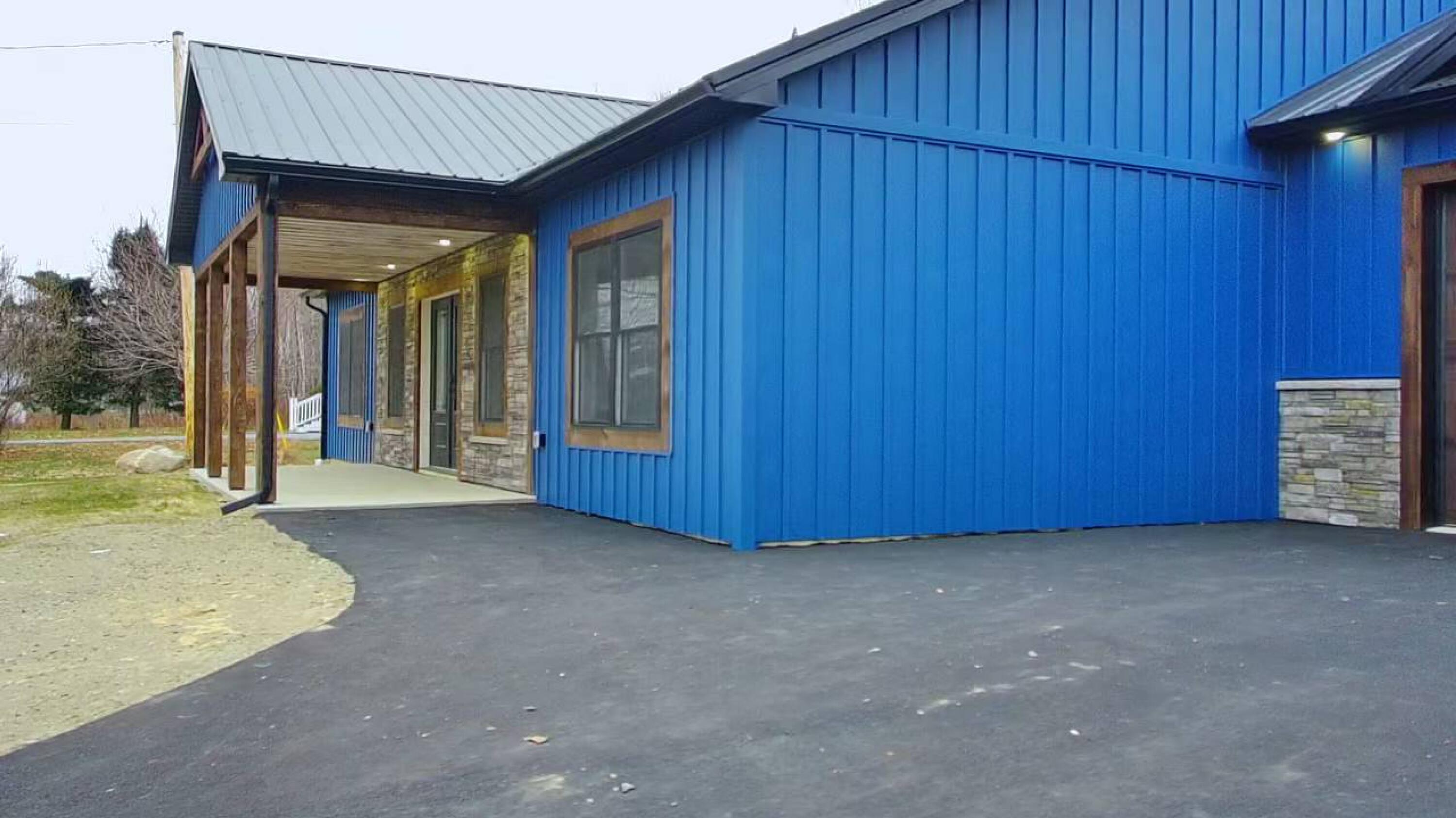 725 N Main Street Brewer ME 04412