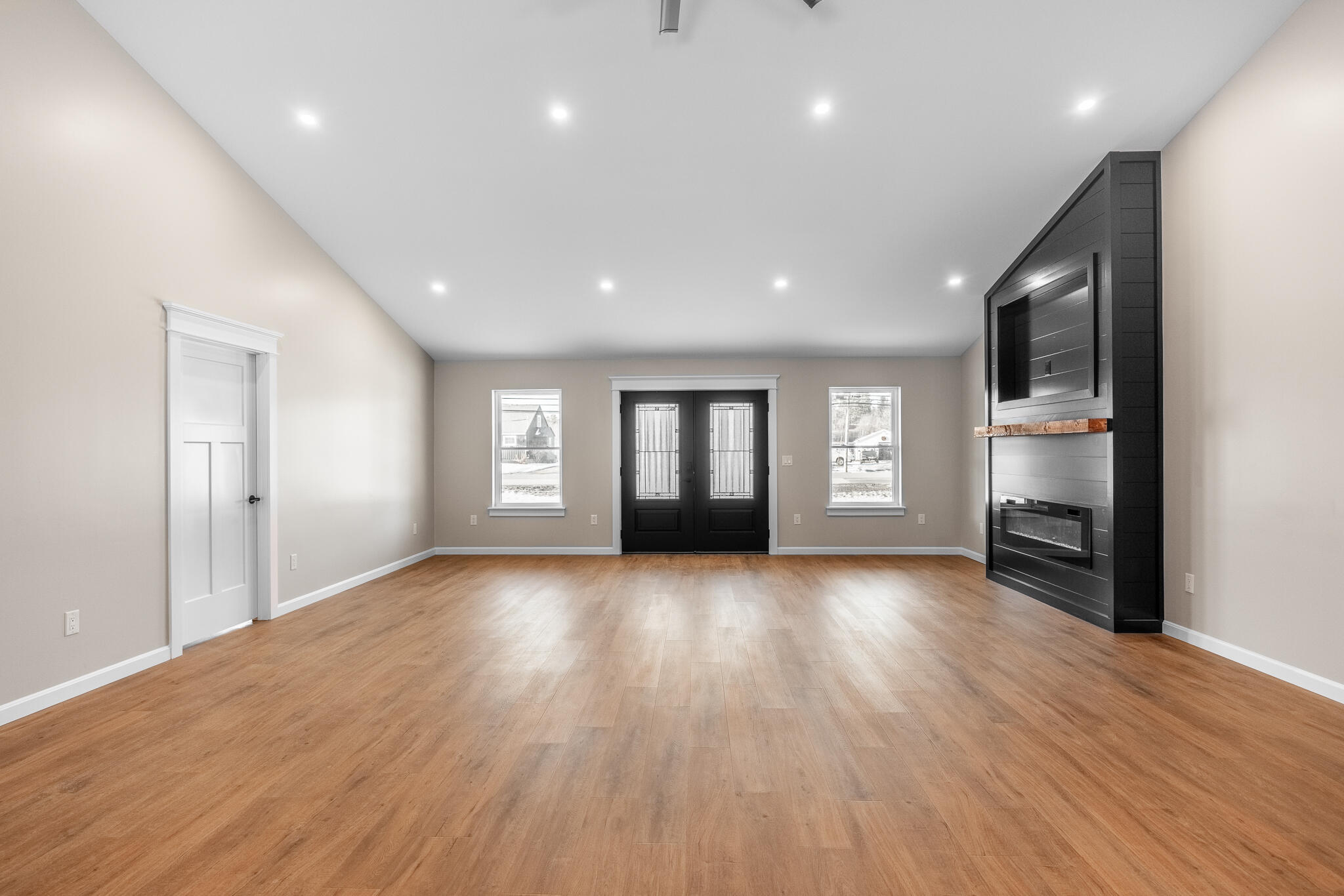 725 N Main Street Brewer ME 04412