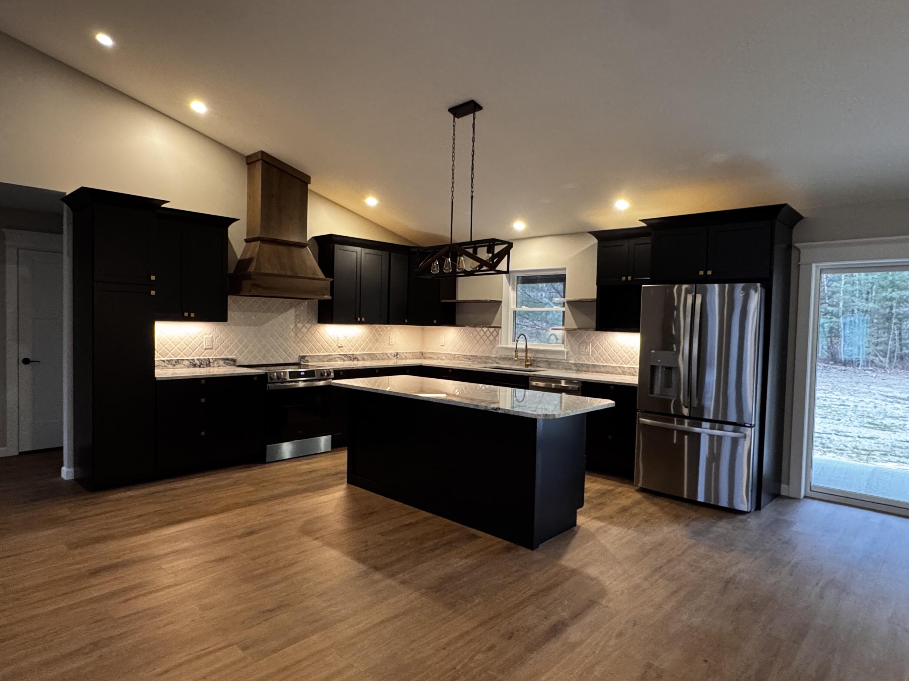 725 N Main Street Brewer ME 04412