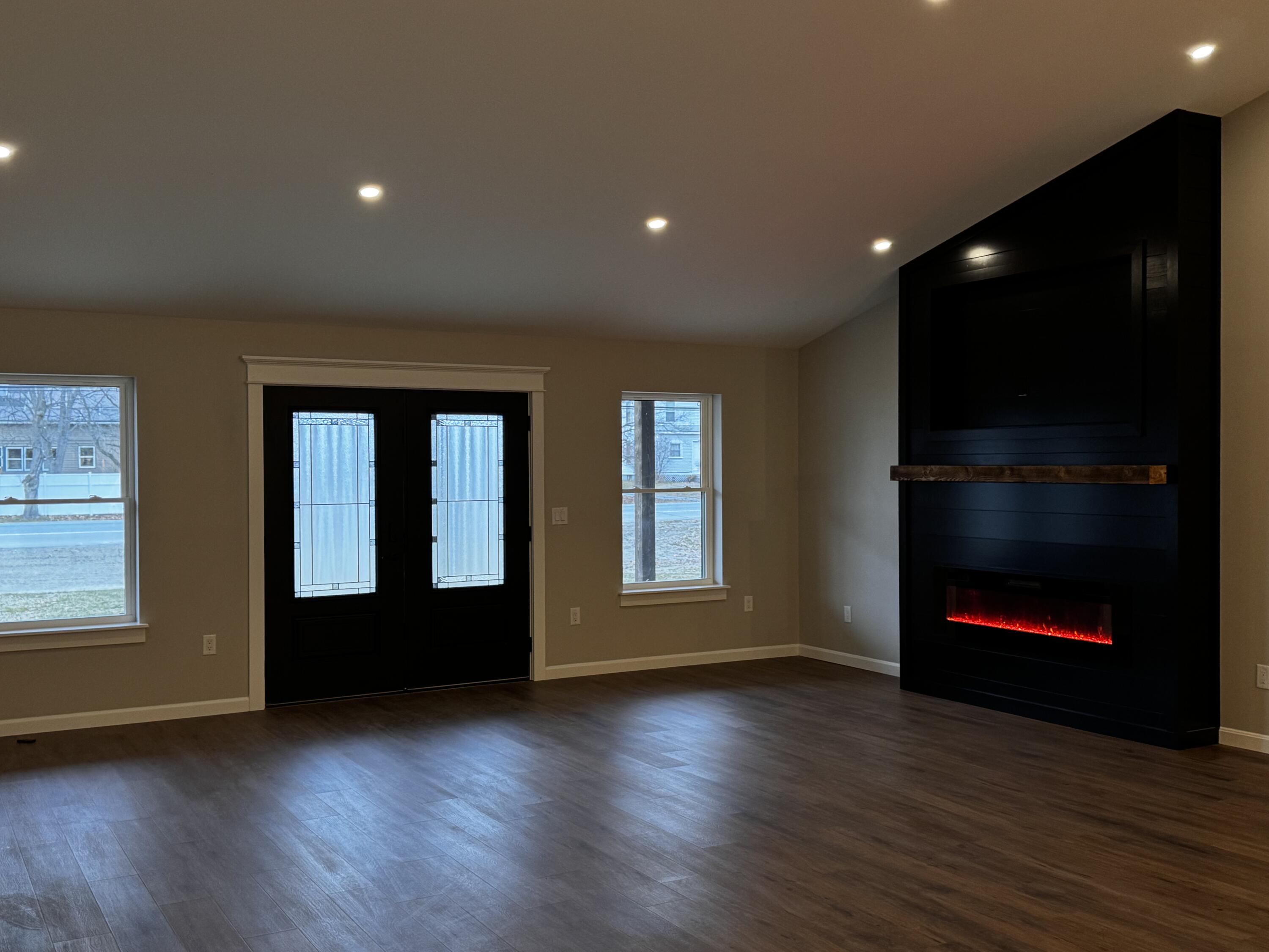 725 N Main Street Brewer ME 04412