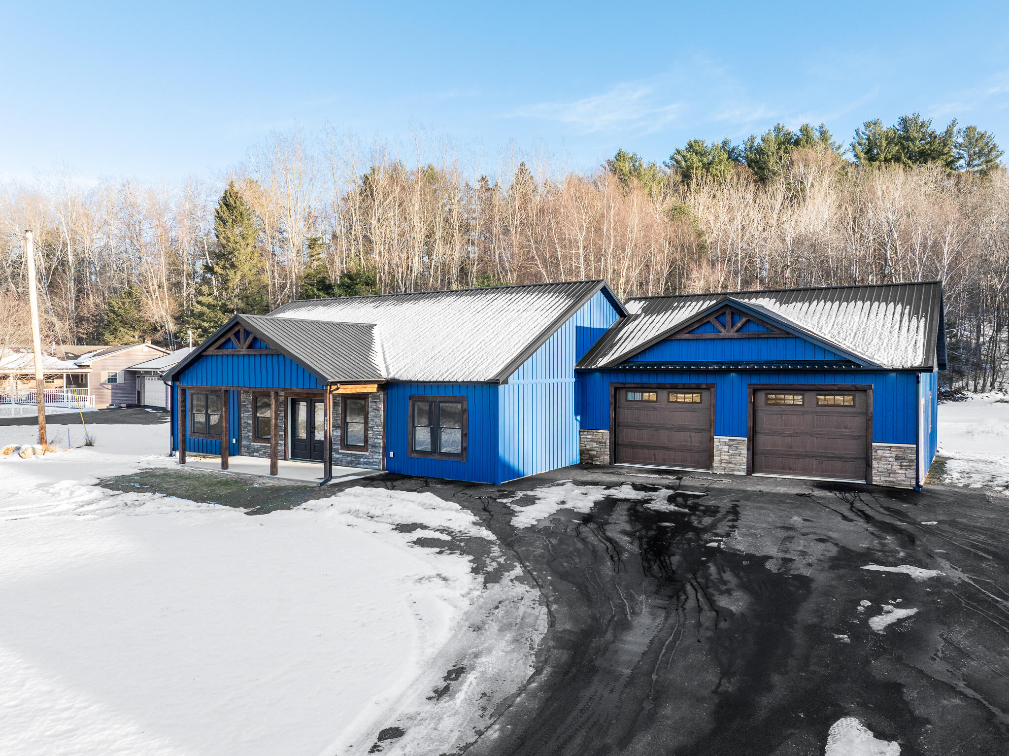 725 N Main Street Brewer ME 04412