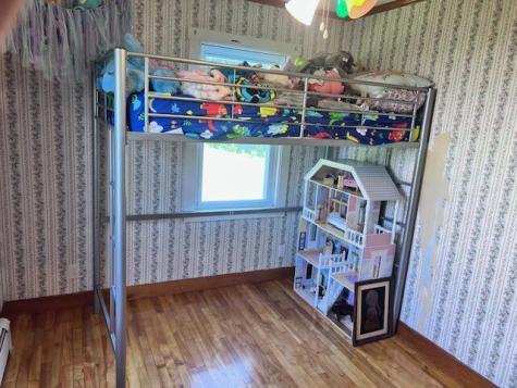 17 Pleasant Street Wilton ME 04294