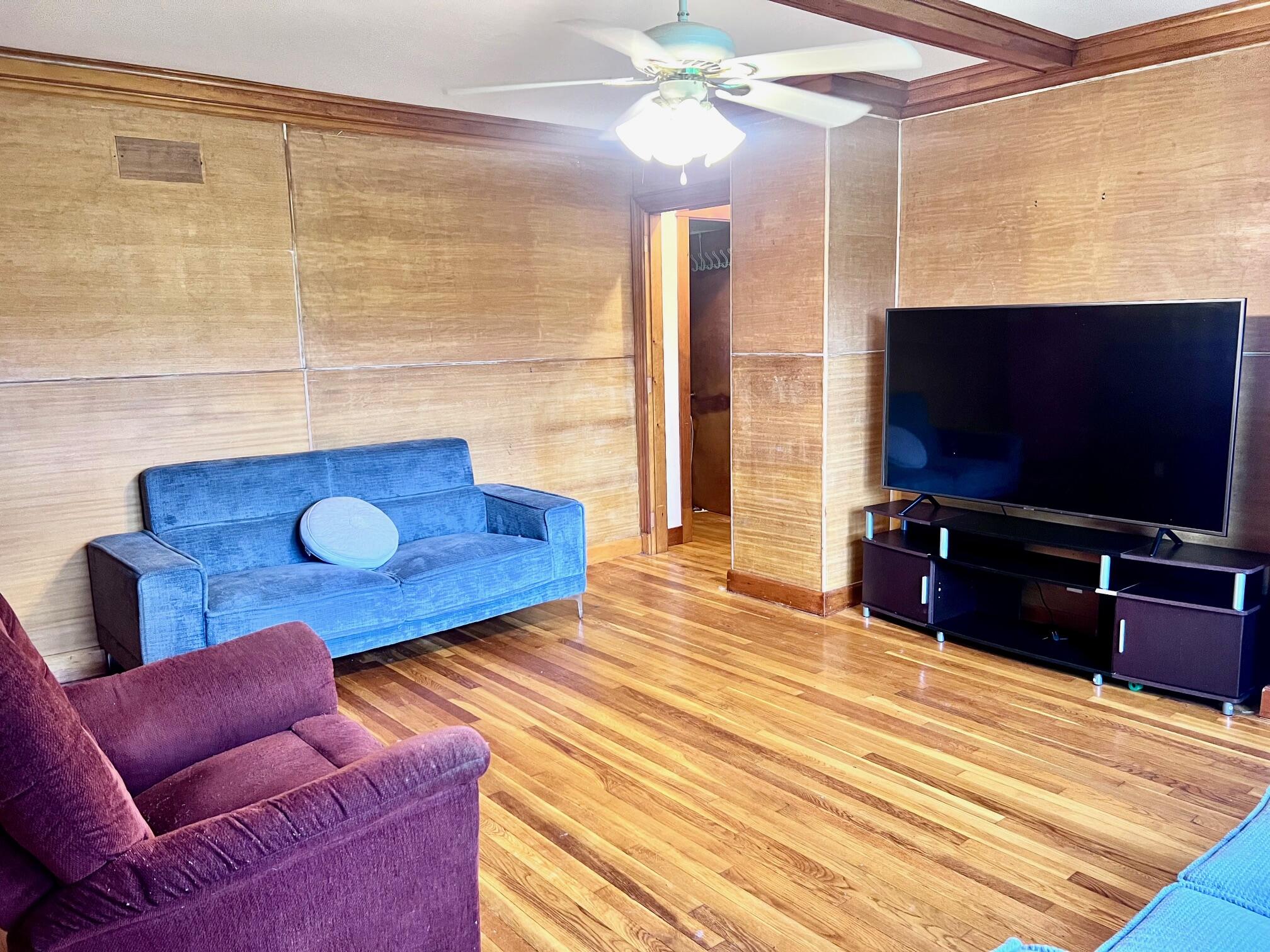 17 Pleasant Street Wilton ME 04294