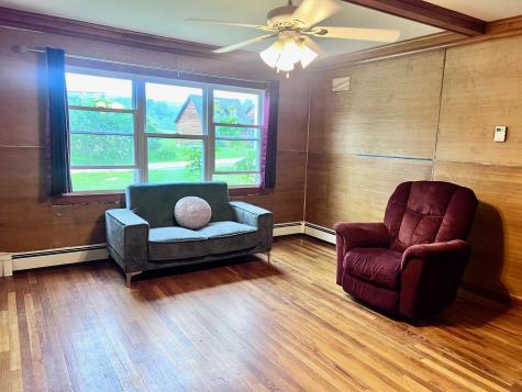 17 Pleasant Street Wilton ME 04294