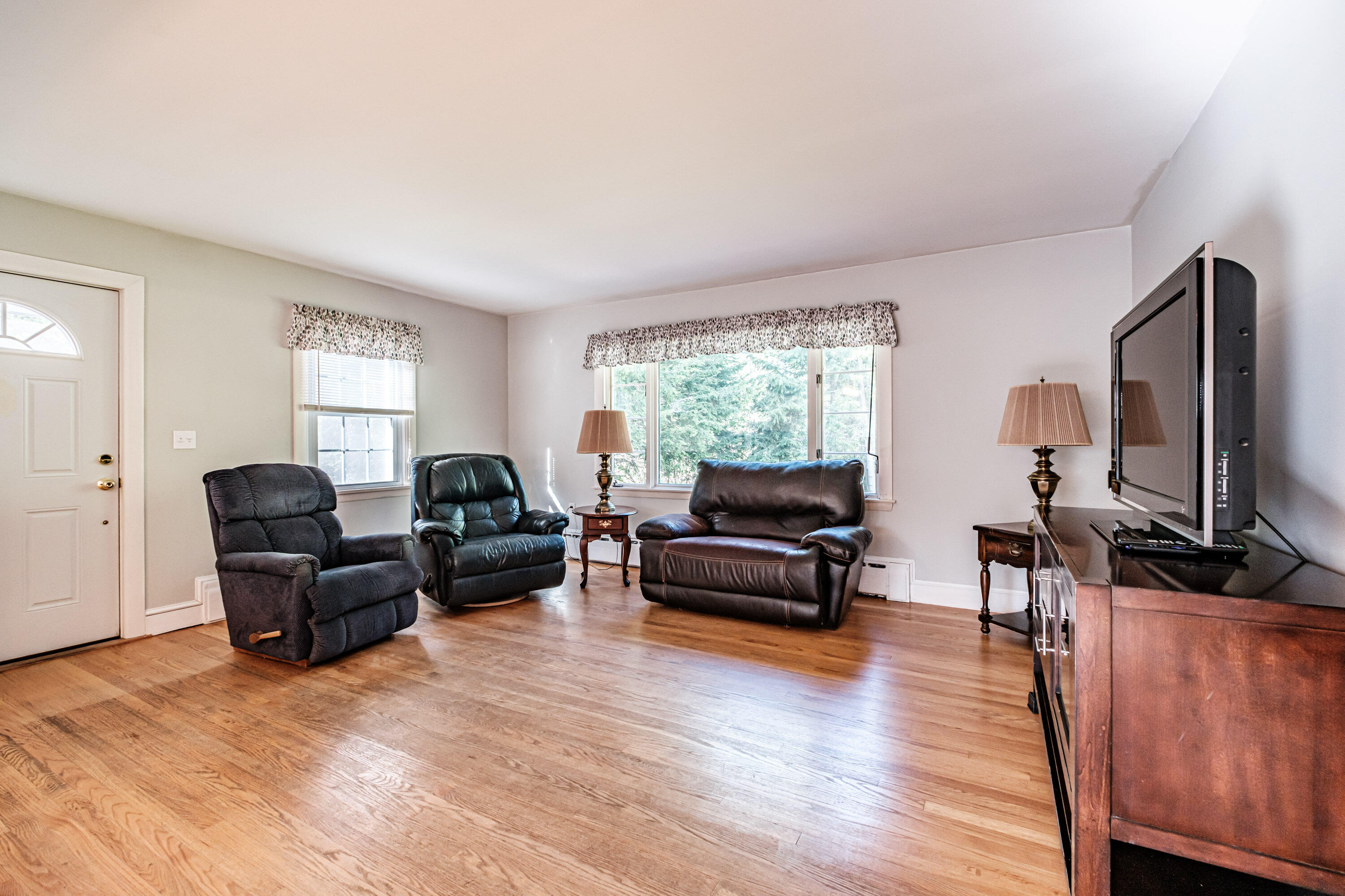 1033 Bridgton Road Westbrook ME 04092