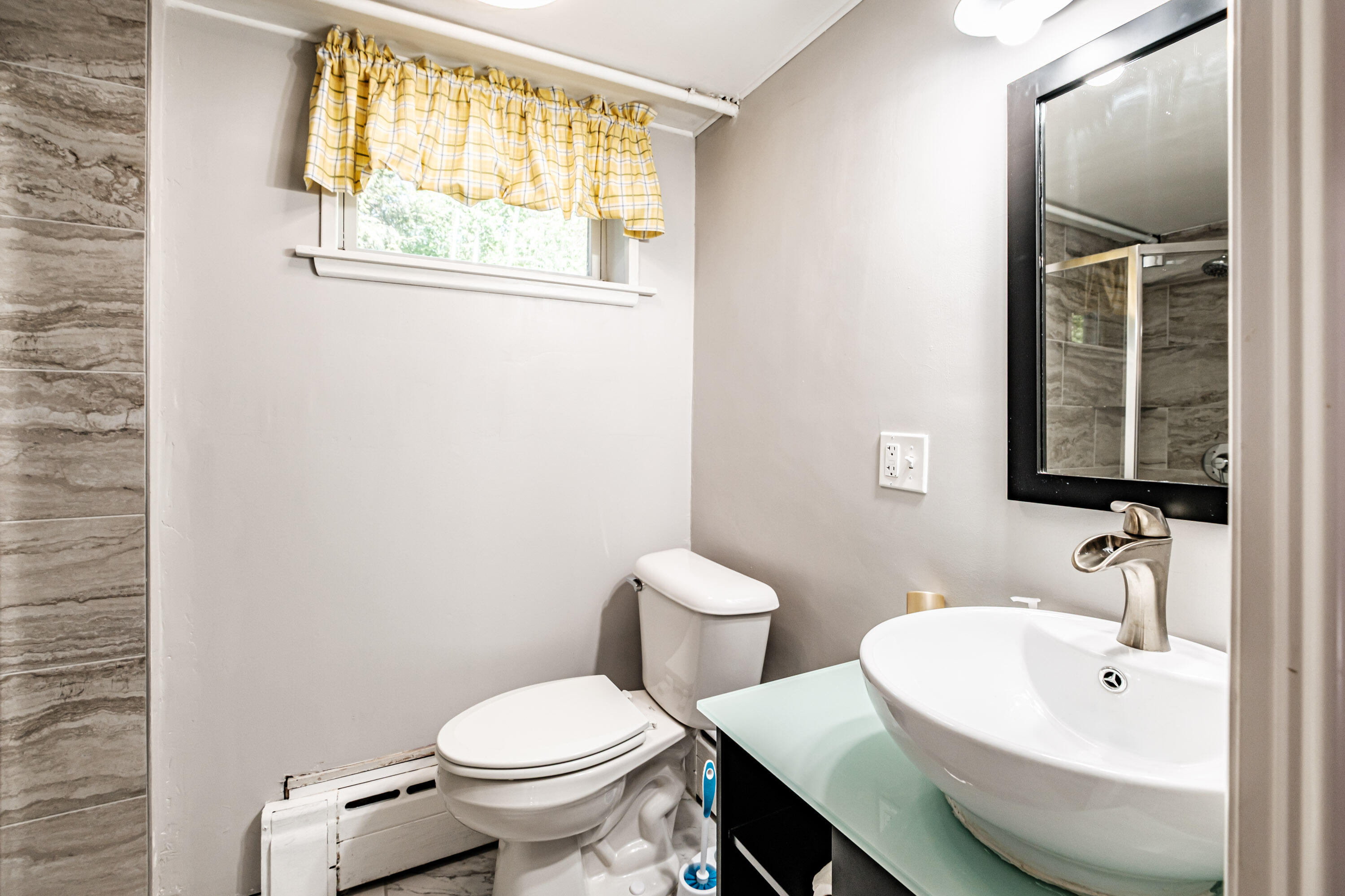 1033 Bridgton Road Westbrook ME 04092