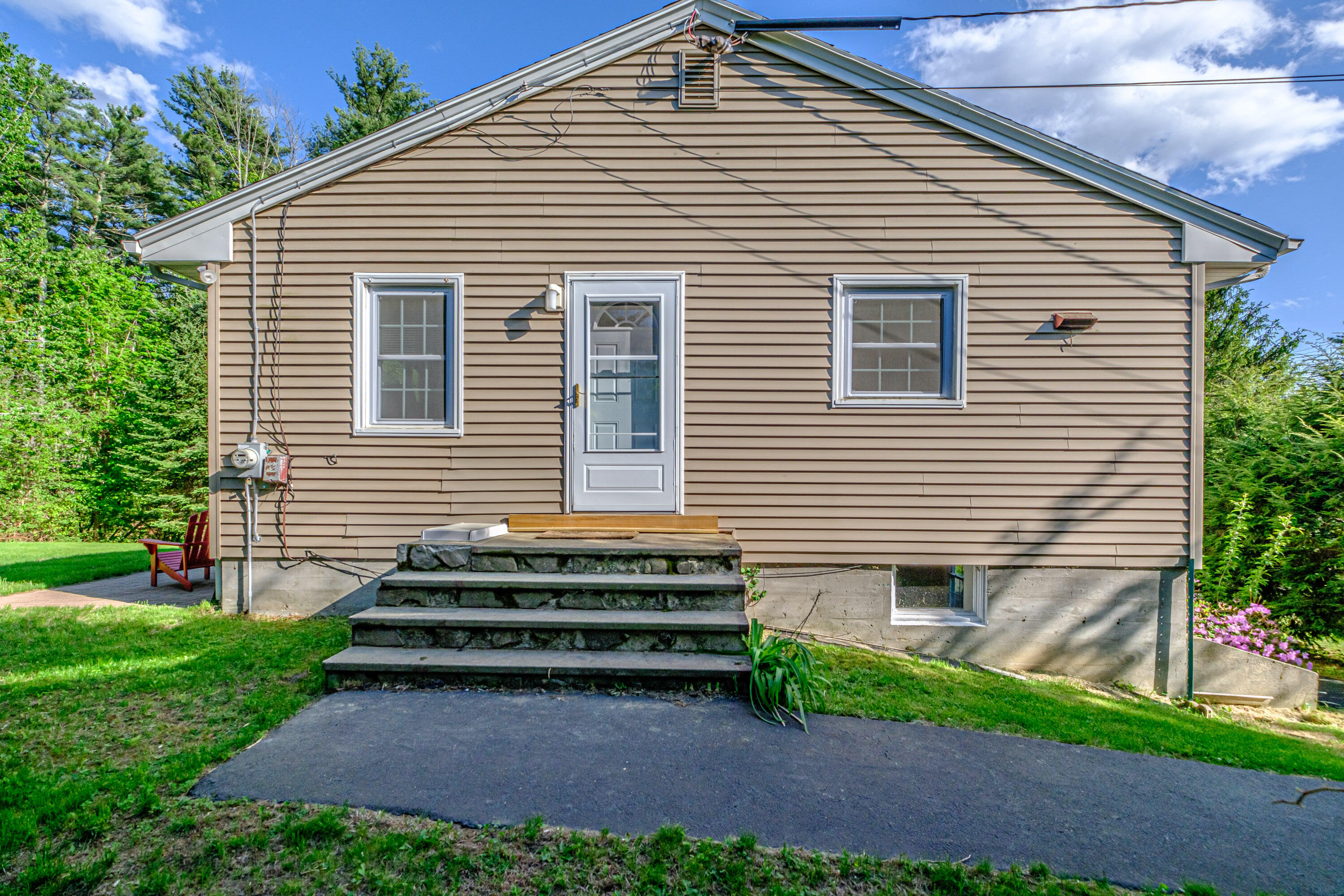 1033 Bridgton Road Westbrook ME 04092