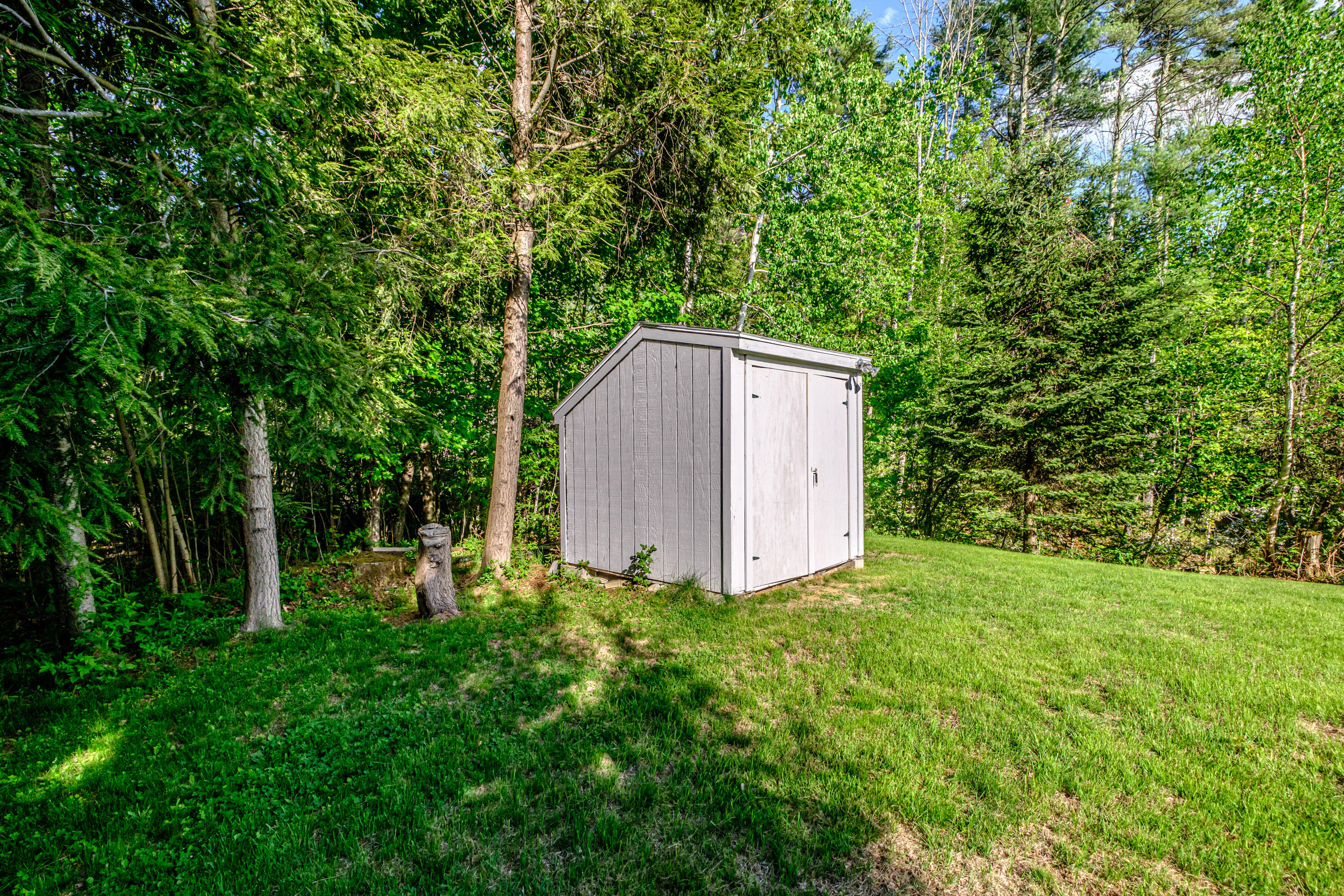 1033 Bridgton Road Westbrook ME 04092