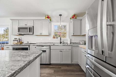 5 Coltons Way Saco ME 04072