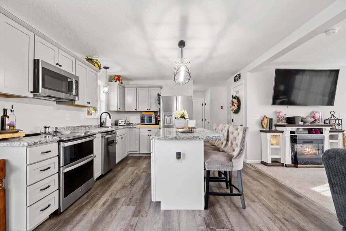 5 Coltons Way Saco ME 04072