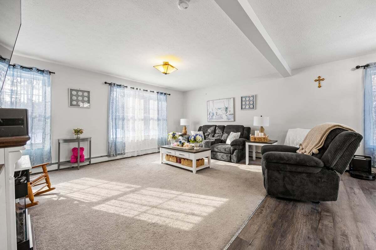 5 Coltons Way Saco ME 04072