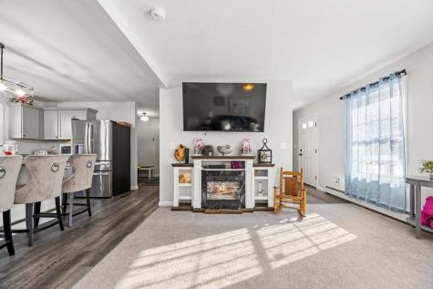 5 Coltons Way Saco ME 04072