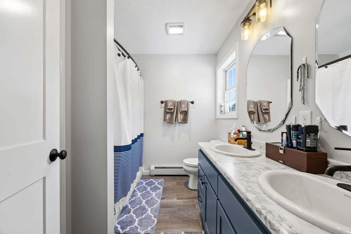 5 Coltons Way Saco ME 04072