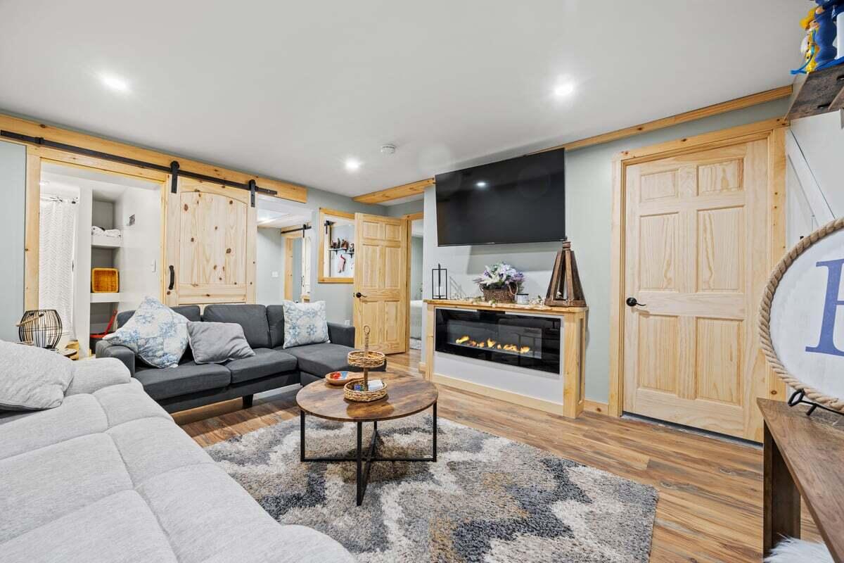 5 Coltons Way Saco ME 04072