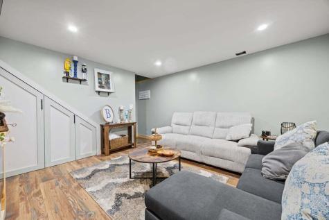 5 Coltons Way Saco ME 04072