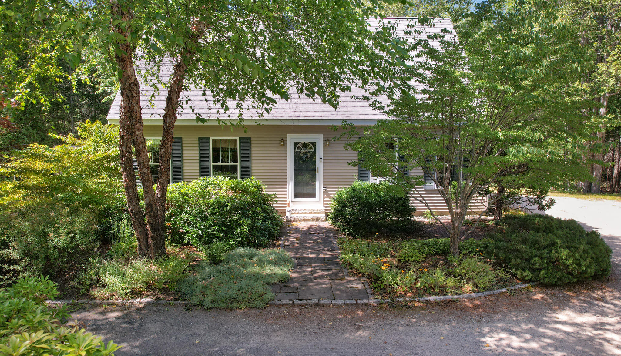 97 Crabtree Circle Hancock ME 04640