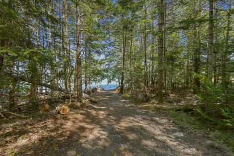 97 Crabtree Circle Hancock ME 04640