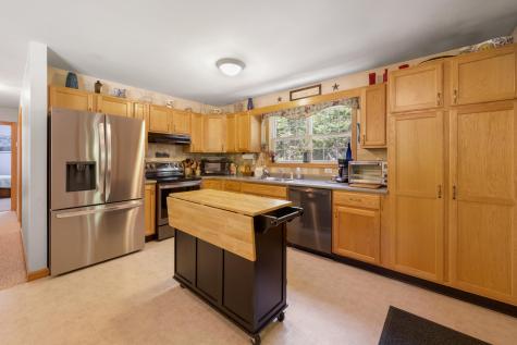 97 Crabtree Circle Hancock ME 04640