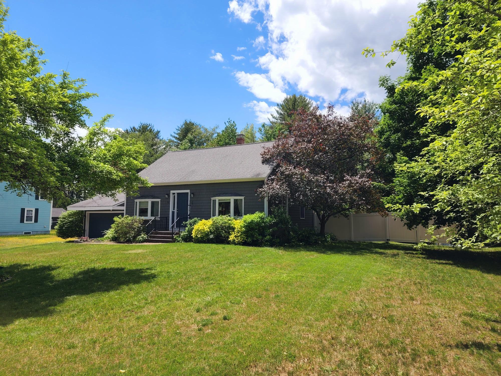 32 Amherst Street Auburn ME 04210