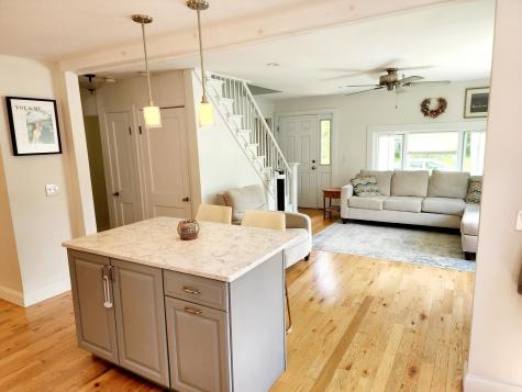 32 Amherst Street Auburn ME 04210