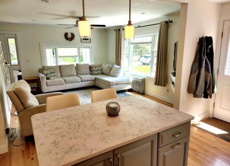 32 Amherst Street Auburn ME 04210