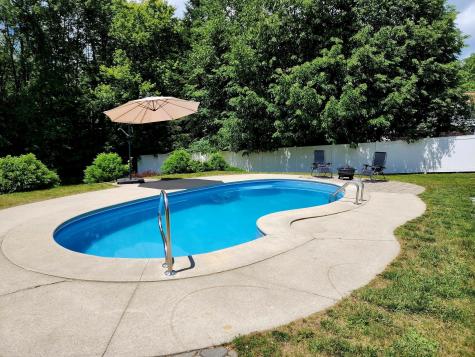 32 Amherst Street Auburn ME 04210