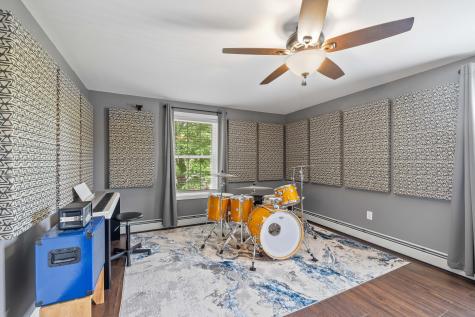 20 James Avenue Sanford ME 04073