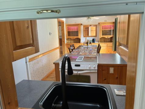 30 Pleasant Street Houlton ME 04730