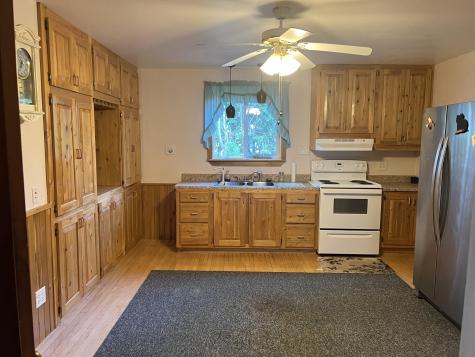 30 Pleasant Street Houlton ME 04730