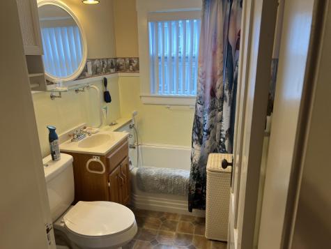 30 Pleasant Street Houlton ME 04730