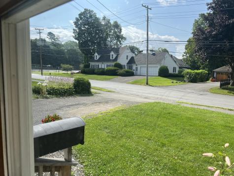 30 Pleasant Street Houlton ME 04730