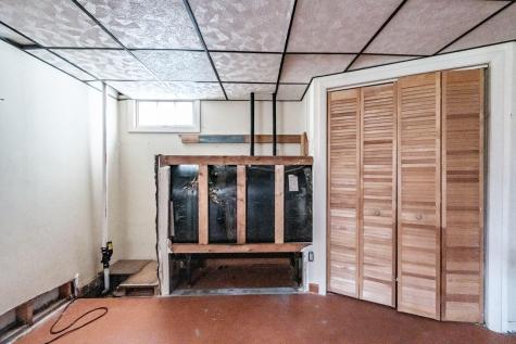 148 Summit Park Avenue Portland ME 04103