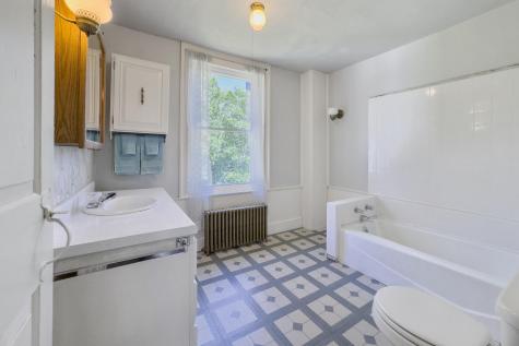 627 Western Road Warren ME 04864