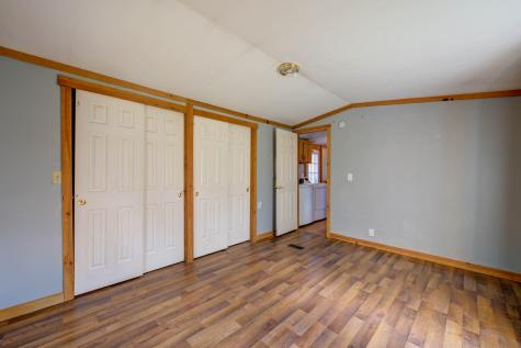 48 Hillside Avenue Minot ME 04258