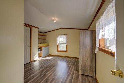 48 Hillside Avenue Minot ME 04258