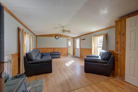 48 Hillside Avenue Minot ME 04258