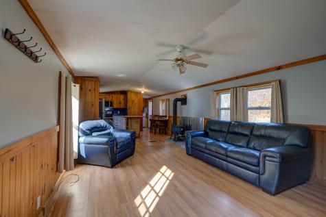 48 Hillside Avenue Minot ME 04258