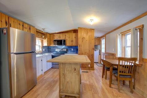 48 Hillside Avenue Minot ME 04258