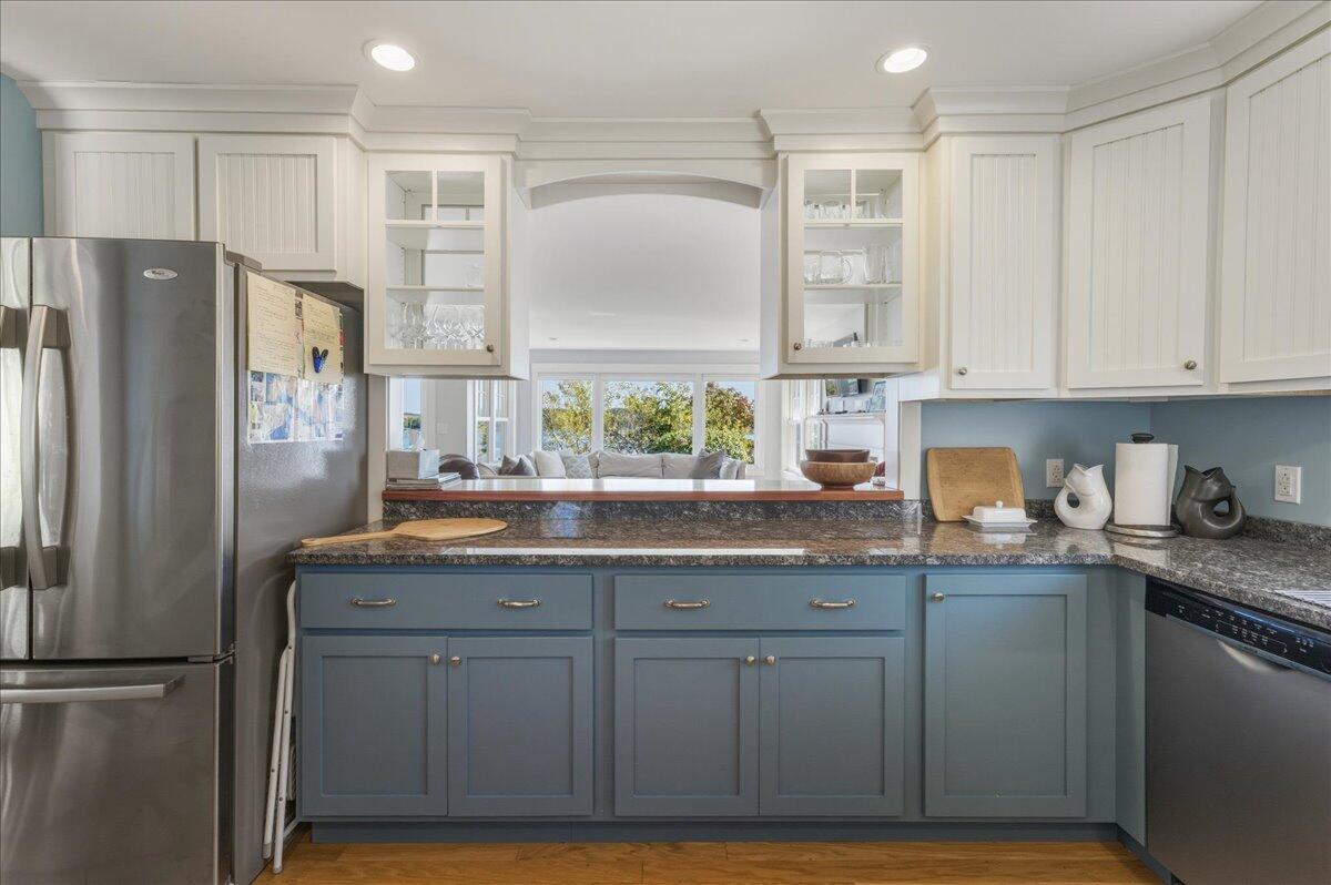 79 Perkins Street Castine ME 04421